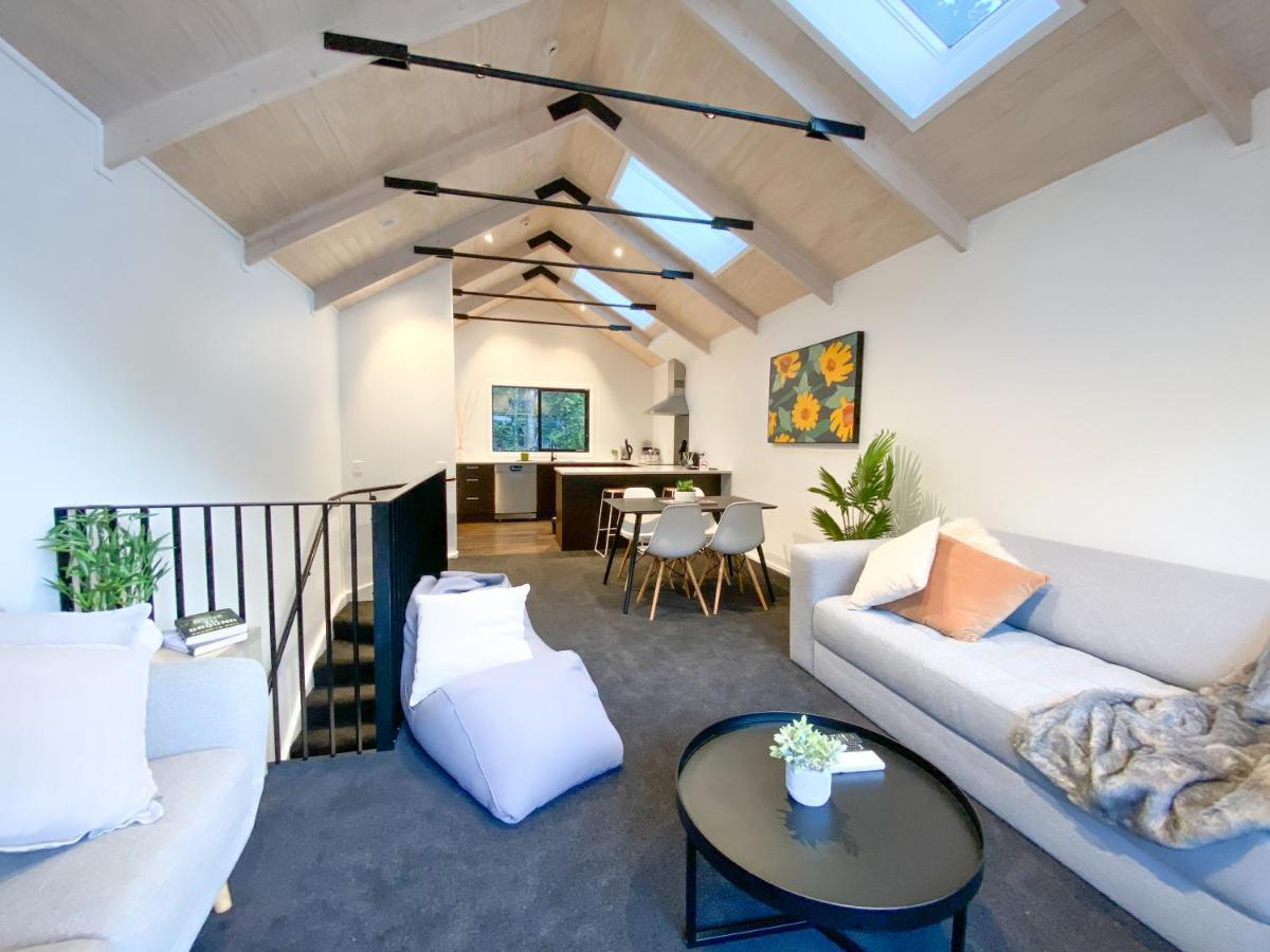 Modern 2-Bedroom Apartment 7-Mins Walk To Queenstown Exteriör bild