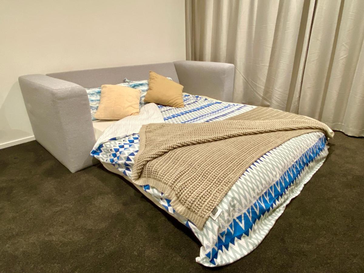 Modern 2-Bedroom Apartment 7-Mins Walk To Queenstown Exteriör bild